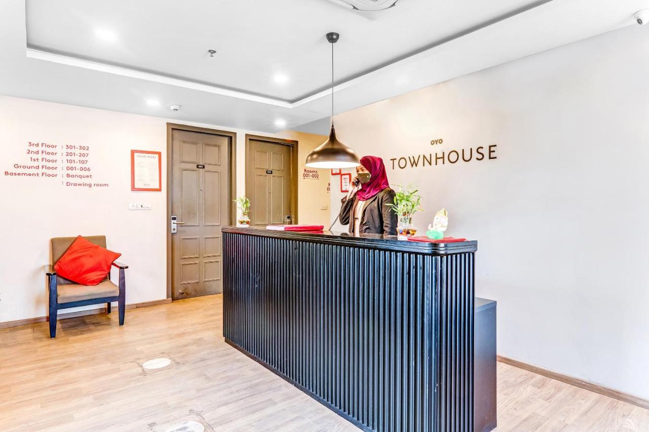 Super Townhouse 139 Ashiyana Smriti Upvan Near Emerald Mall Lucknow Bijnaur Eksteriør billede