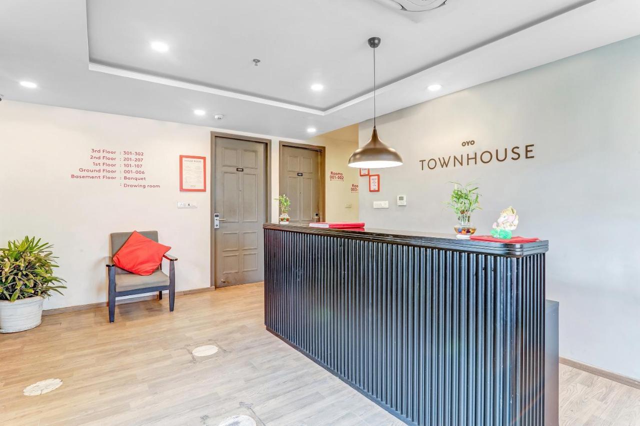 Super Townhouse 139 Ashiyana Smriti Upvan Near Emerald Mall Lucknow Bijnaur Eksteriør billede